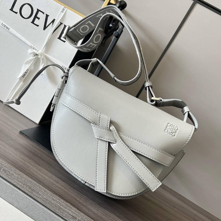 0028-Gate Saddle Bag